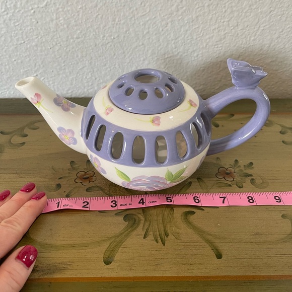 Vintage Hallmark Ceramic Teapot - Picture 6 of 6